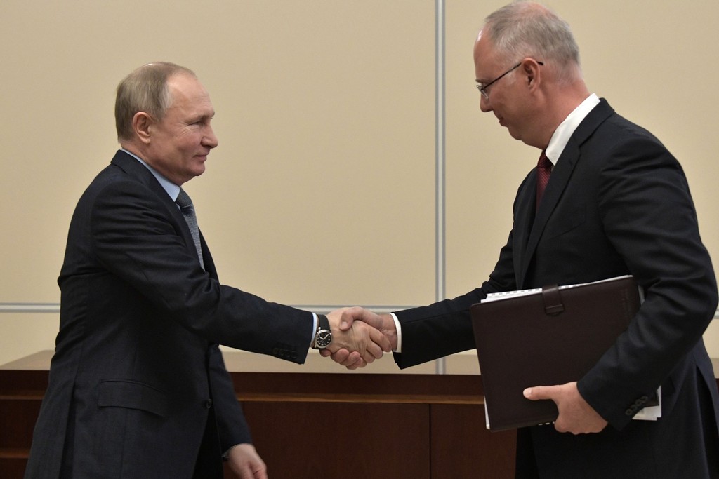 The President met with CEO of the Russian Direct Investment Fund Kirill Dmitriev to discuss the fund’s performance in 2019.